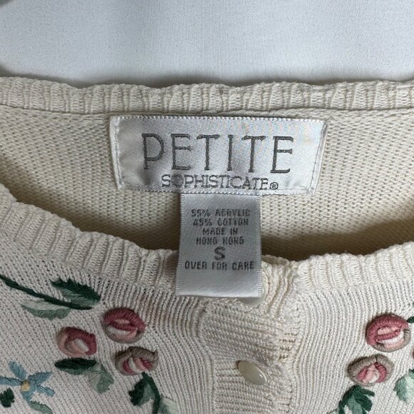 VTG Petite Sophisticate Grandmacore Cottagecore 3D‎ Floral Embroidered Cardigan - Picture 3 of 13